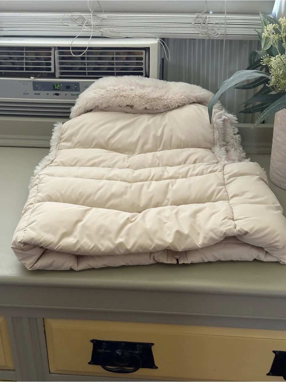 Big Chill Puffer Vest Natural Cream Tone Kids